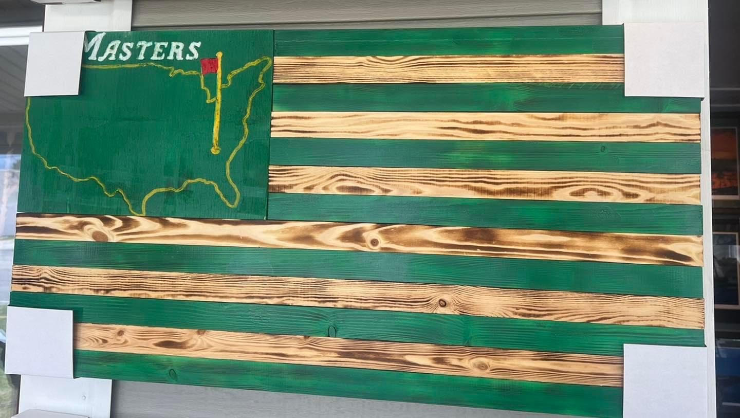 MASTERS GOLF WOODEN FLAG